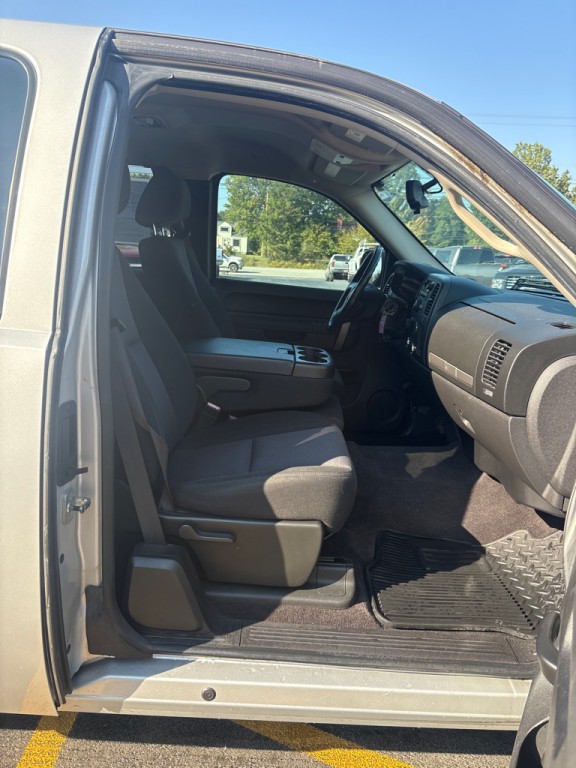 2010 GMC Sierra Image 11
