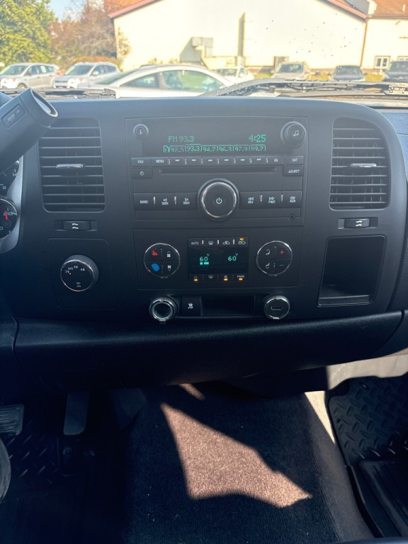 2010 GMC Sierra Image 16