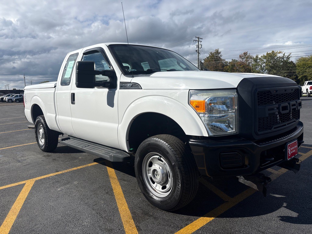 2011 Ford F-250 Image 4