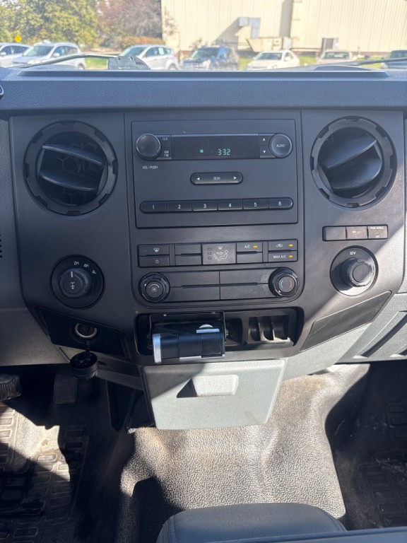 2011 Ford F-250 Image 14