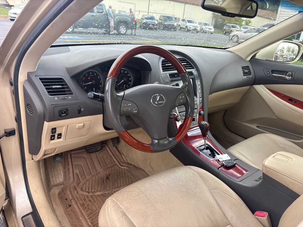 2007 Lexus ES Image 13