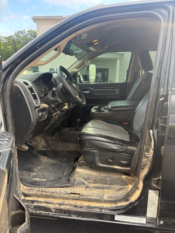 2019 RAM 3500 Image 9