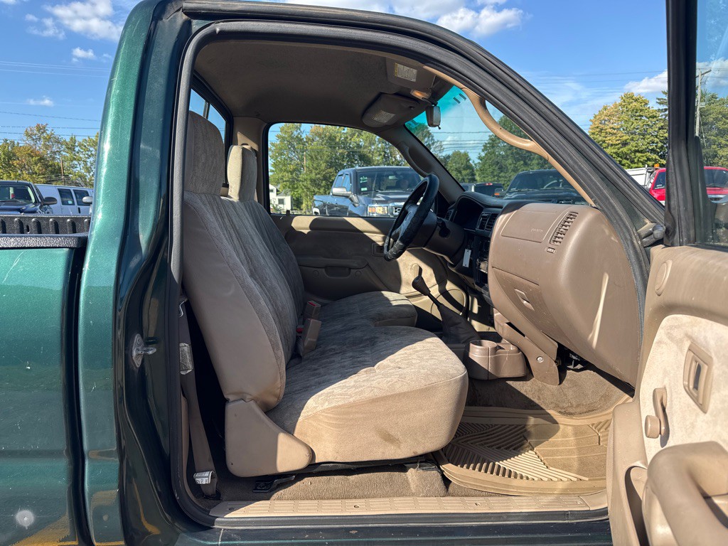 2002 Toyota Tacoma Image 11