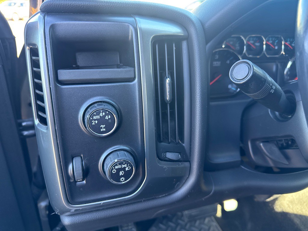 2015 Chevrolet Silverado 1500 Image 15