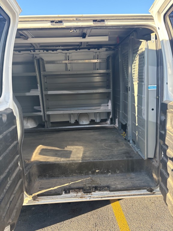 2017 Chevrolet Express Image 11