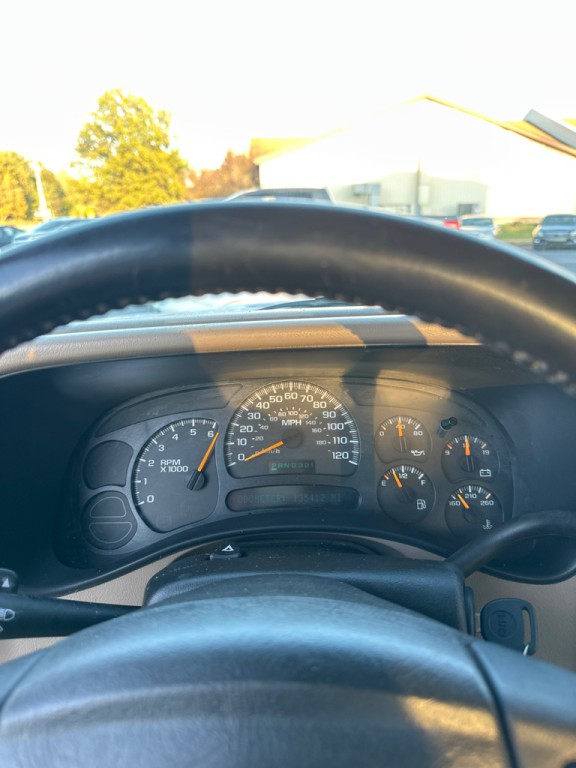 2003 Chevrolet Silverado 1500 Image 18