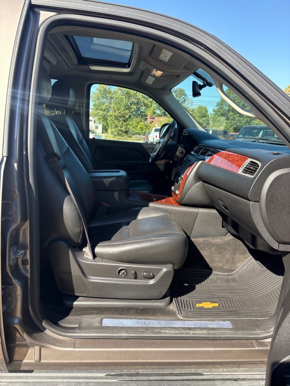 2013 Chevrolet Tahoe Image 11