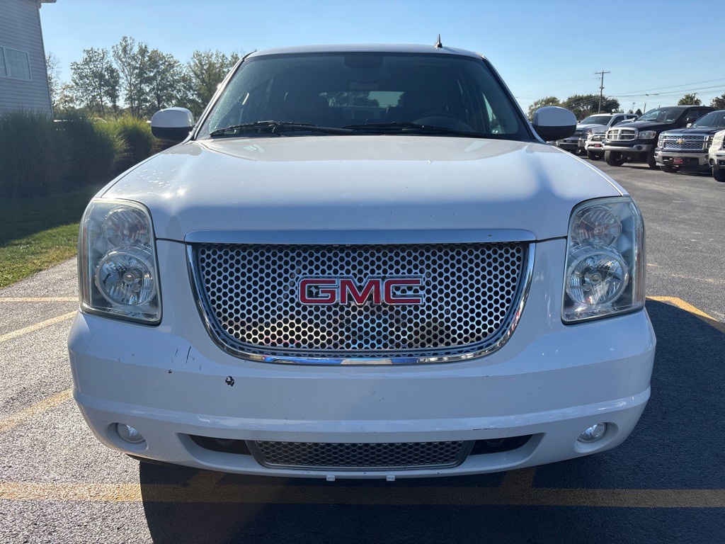 2014 GMC Yukon Image 3
