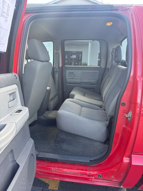 2006 Dodge Dakota Image 10
