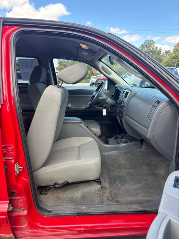 2006 Dodge Dakota Image 11