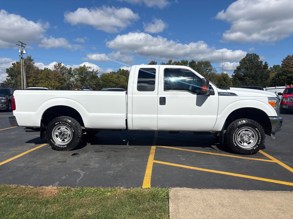 2011 Ford F-250 Image 5