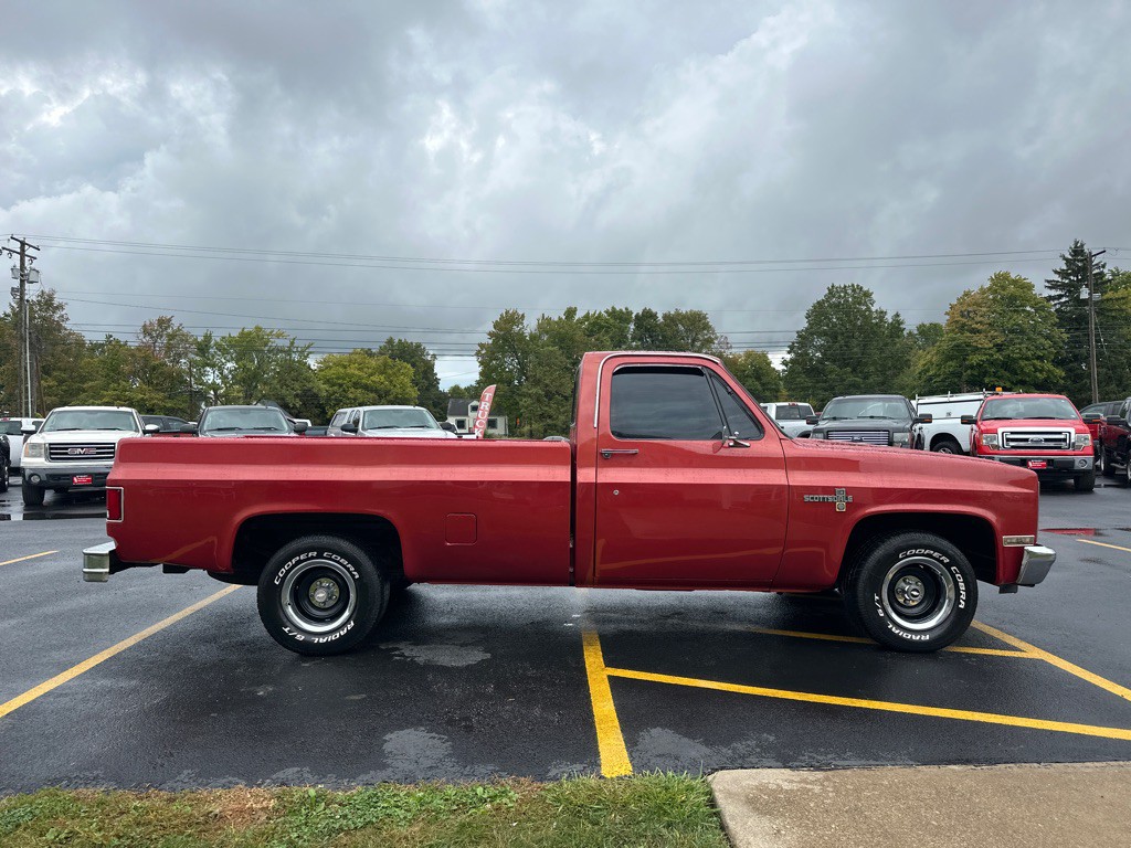 1982 Chevrolet C/K 10 Image 5