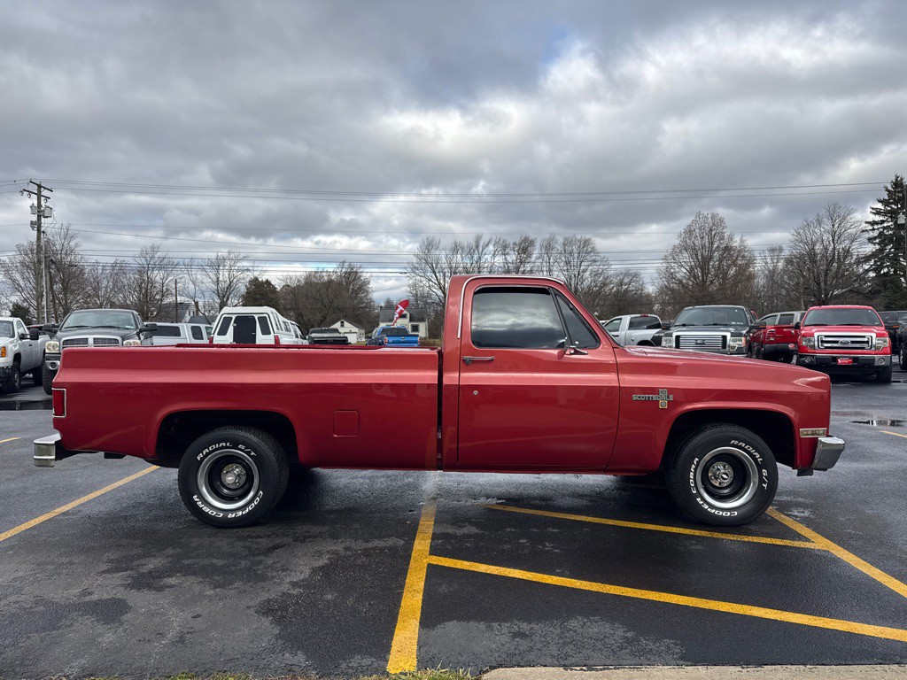 1982 Chevrolet C/K 10 Image 5