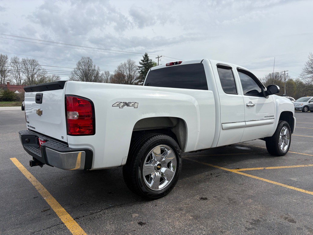 2011 Chevrolet Silverado 1500 Image 6