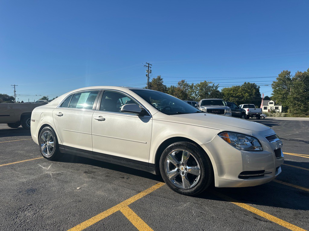 2010 Chevrolet Malibu Image 4