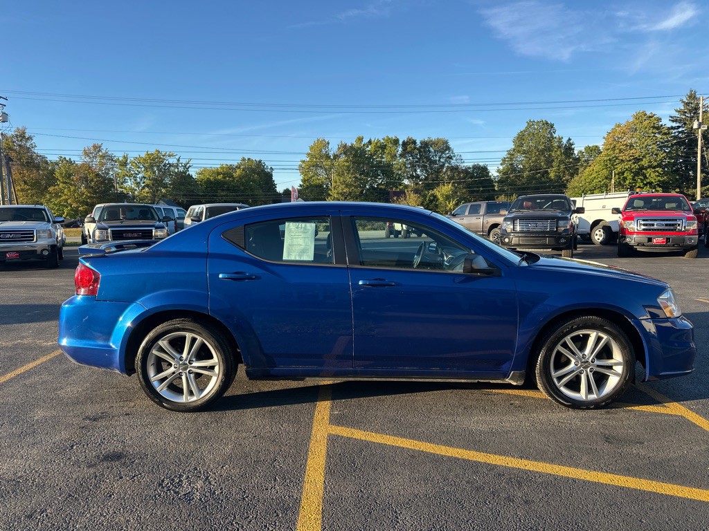 2012 Dodge Avenger Image 5