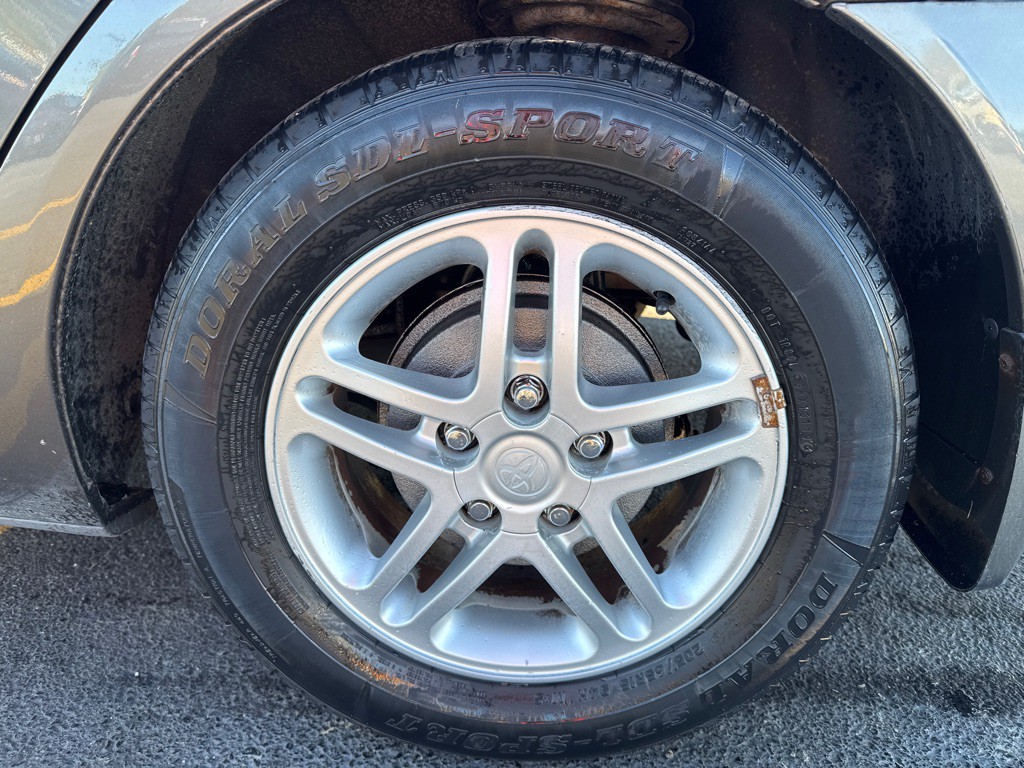 2004 Toyota Camry Image 9