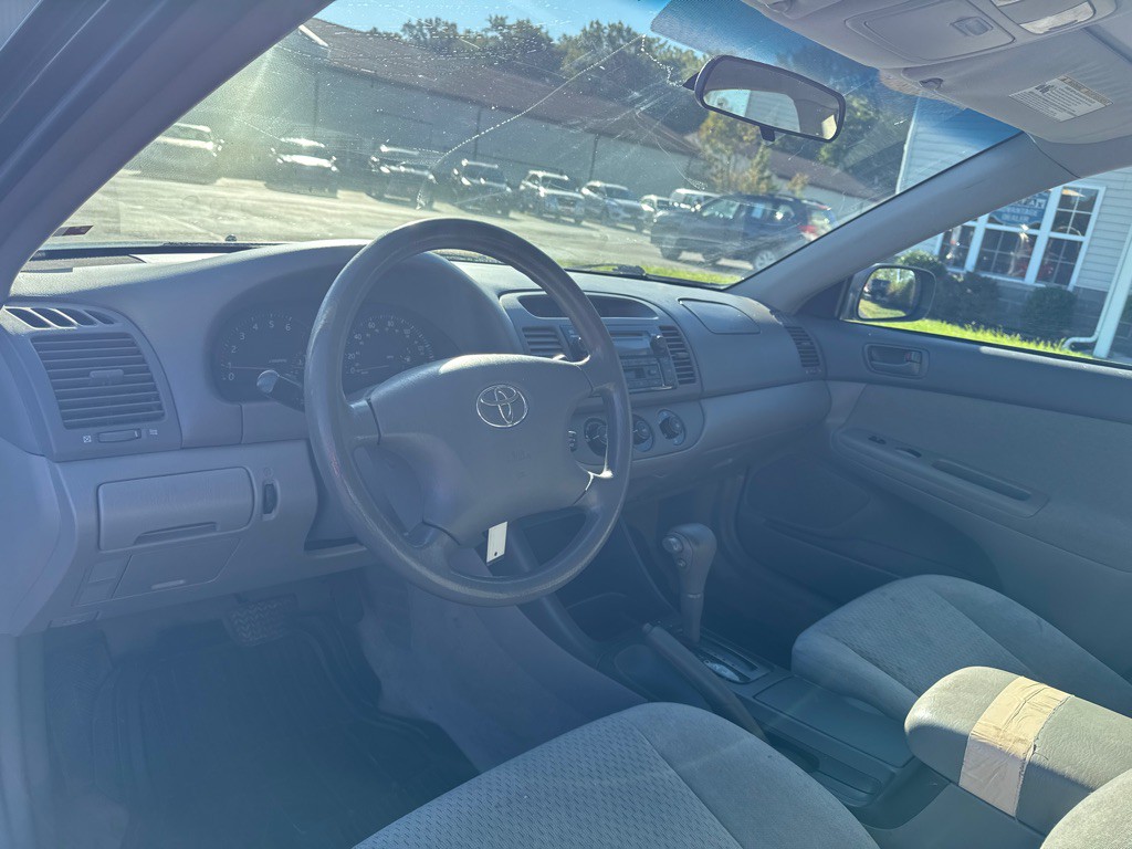 2004 Toyota Camry Image 14