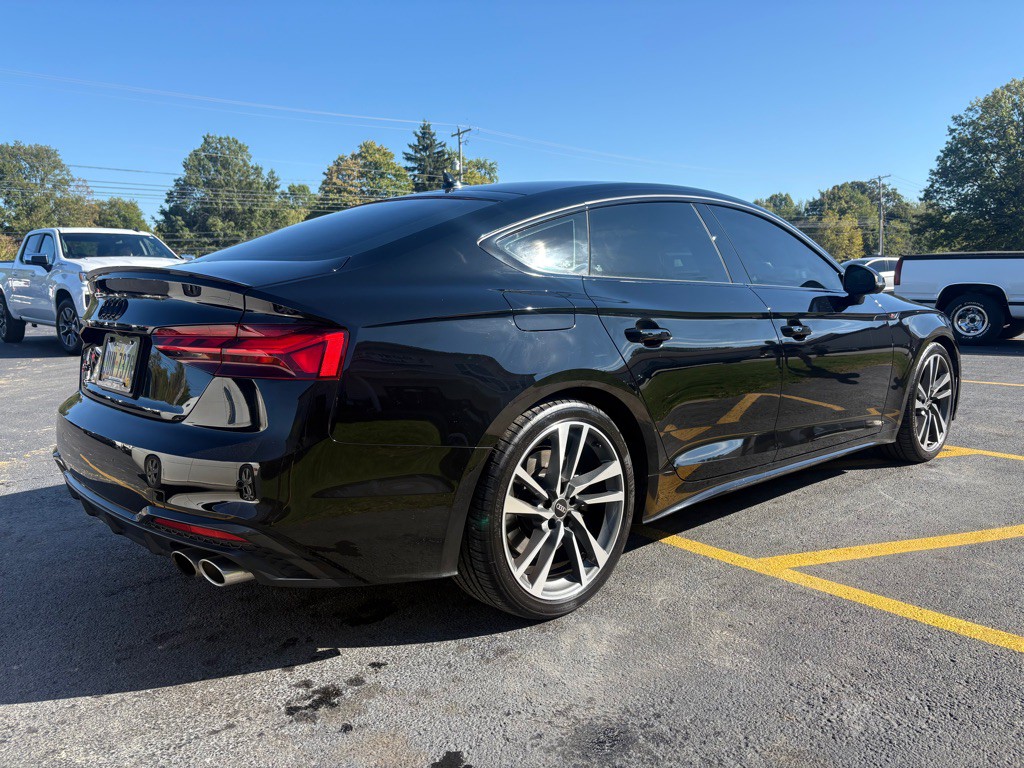 2022 Audi S5 Image 6