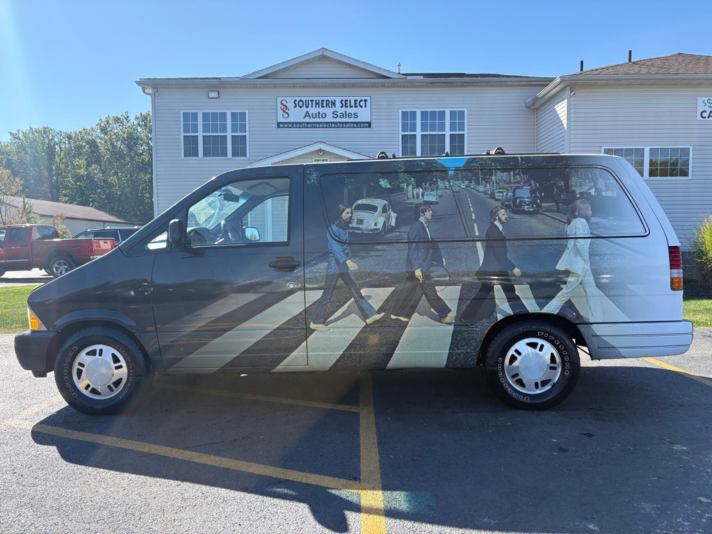 1994 Ford Aerostar Image 1