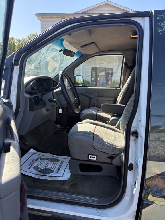1994 Ford Aerostar Image 9
