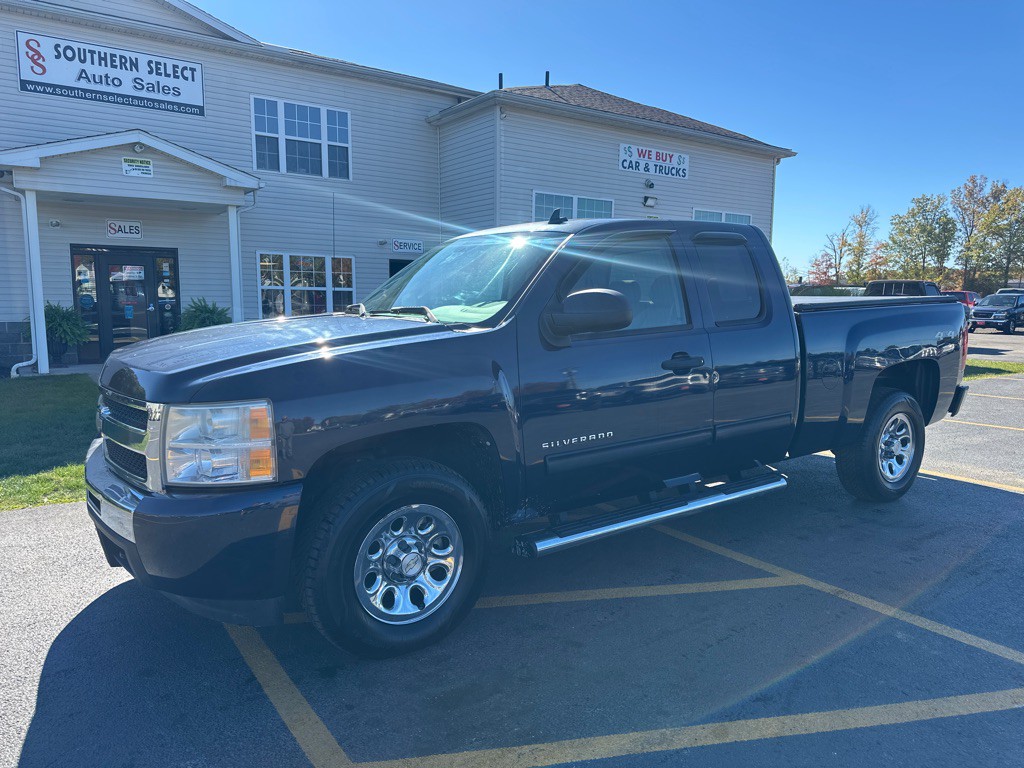 2010 Chevrolet Silverado 1500 Image 2