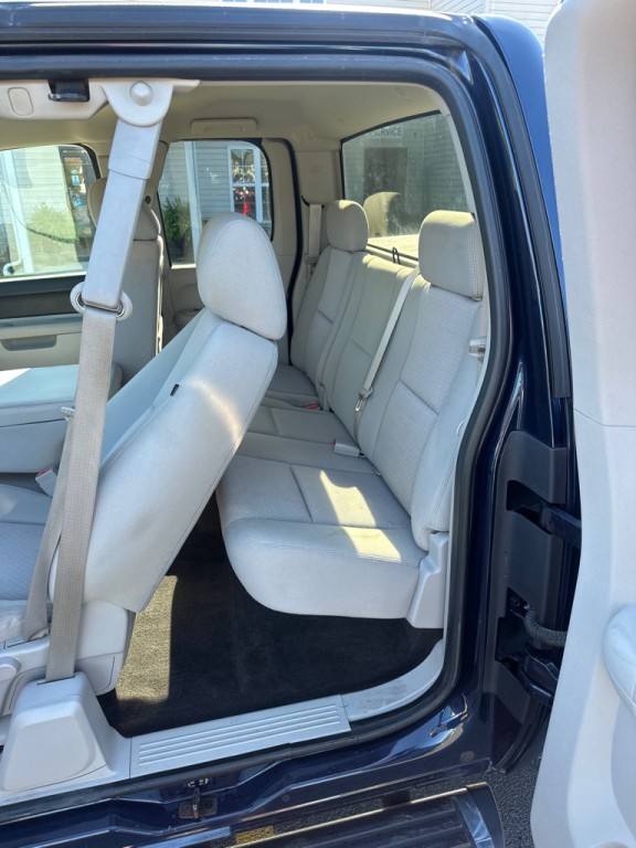 2010 Chevrolet Silverado 1500 Image 11