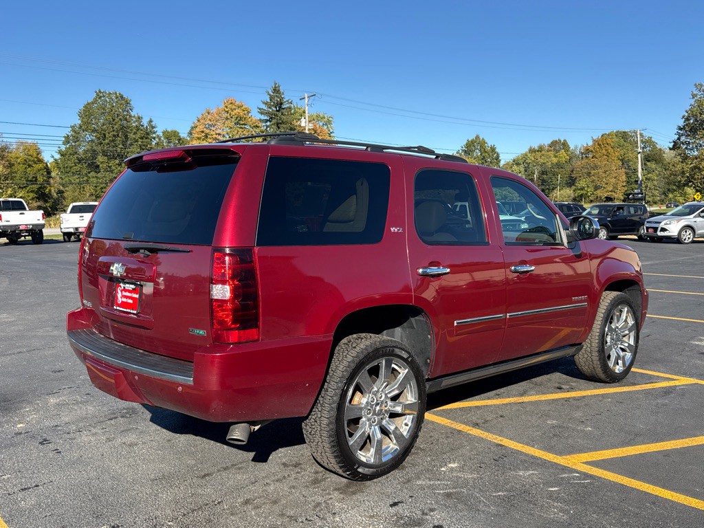 2011 Chevrolet Tahoe Image 6