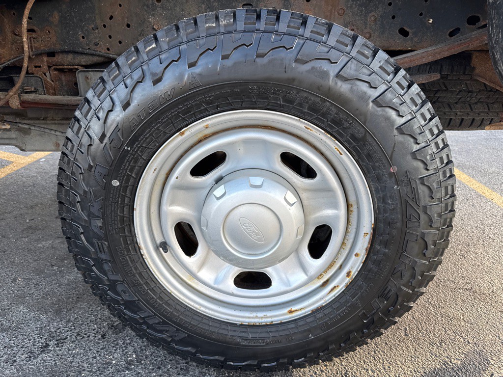 2015 Ford F-250 Image 9