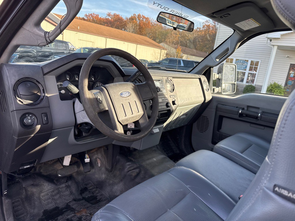 2015 Ford F-250 Image 12