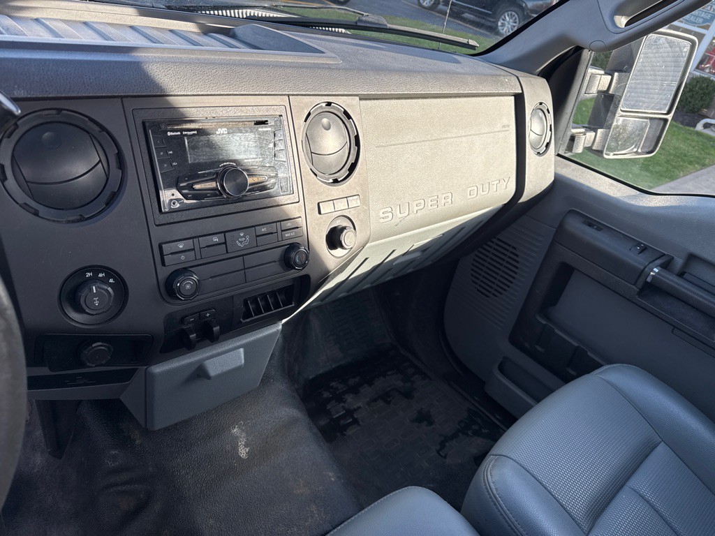 2015 Ford F-250 Image 13