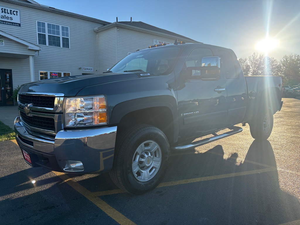 2008 Chevrolet Silverado 1500 Image 2