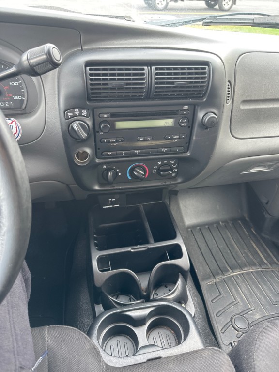 2004 Ford Ranger Image 13
