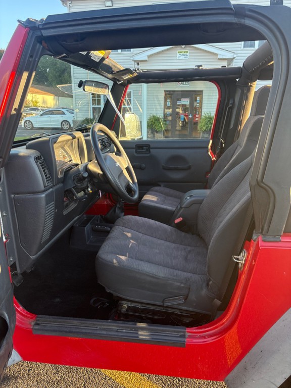 2005 Jeep Wrangler Image 9