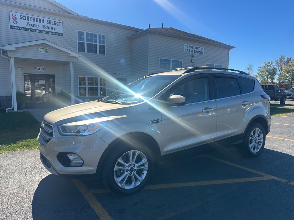 2017 Ford Escape Image 2