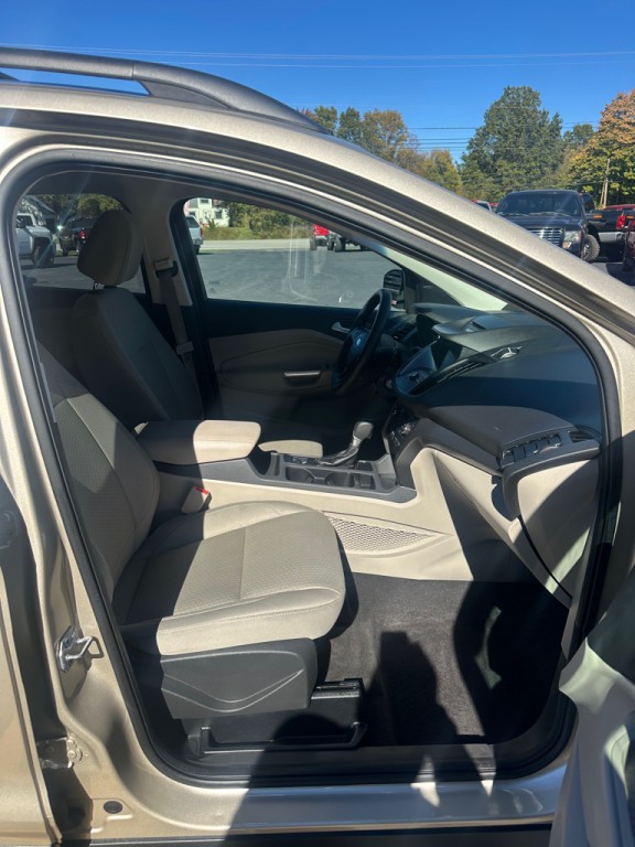 2017 Ford Escape Image 14