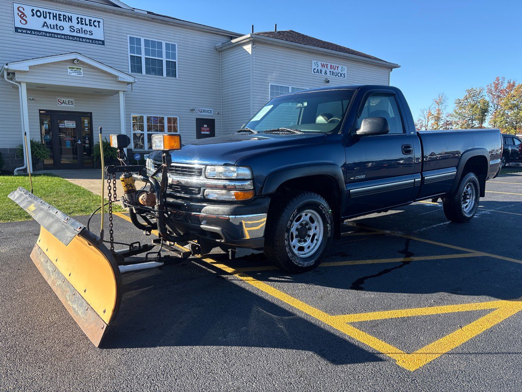 2000 Chevrolet Silverado 1500 Image 2
