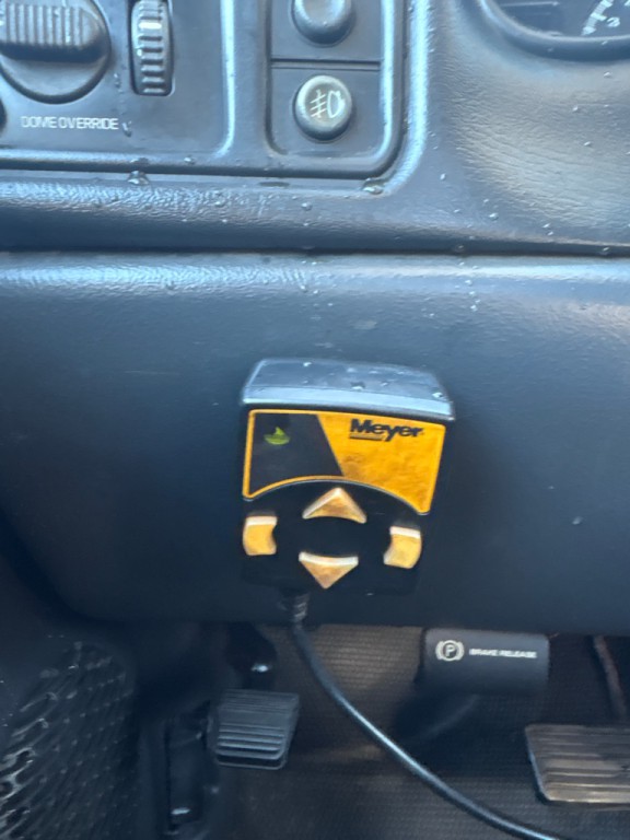 2000 Chevrolet Silverado 1500 Image 14