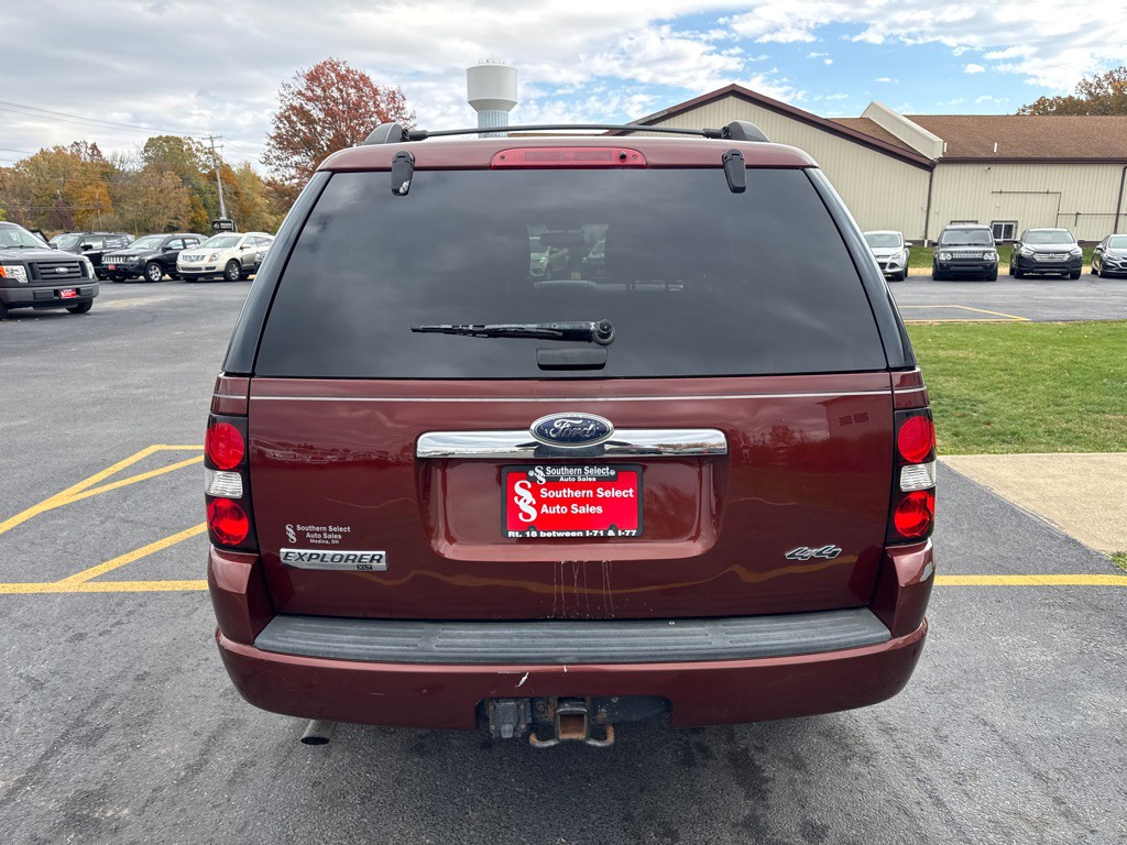 2010 Ford Explorer Image 7
