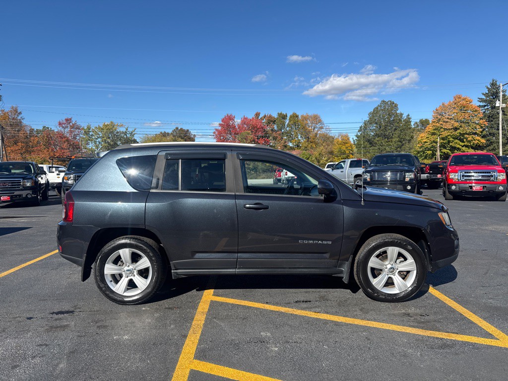 2015 Jeep Compass Image 5