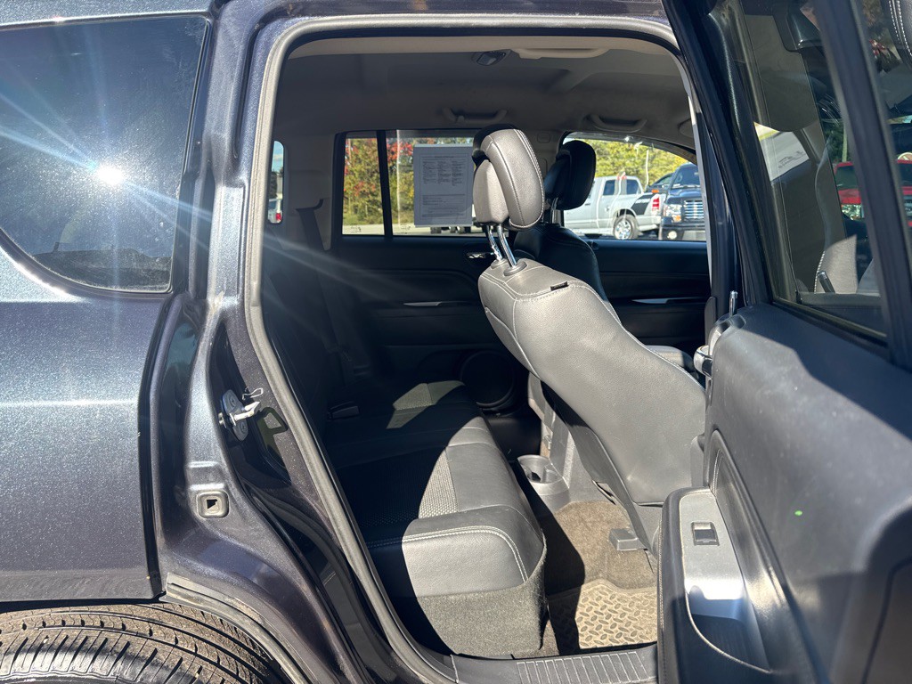 2015 Jeep Compass Image 13