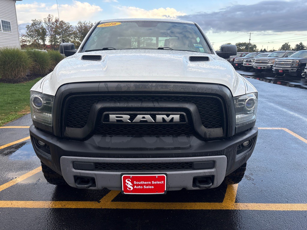 2016 RAM 1500 Image 3
