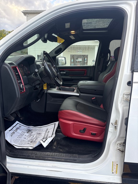 2016 RAM 1500 Image 9