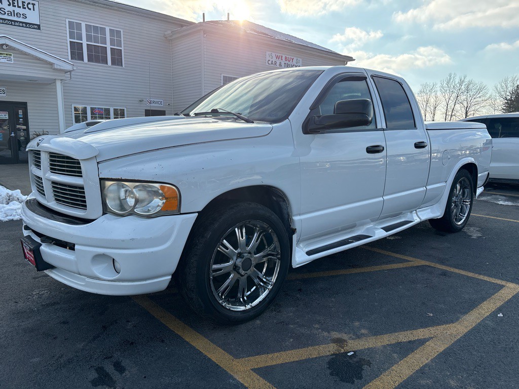 2005 Dodge Ram 1500 Image 2
