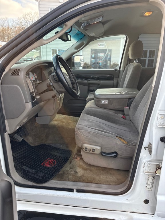 2005 Dodge Ram 1500 Image 9