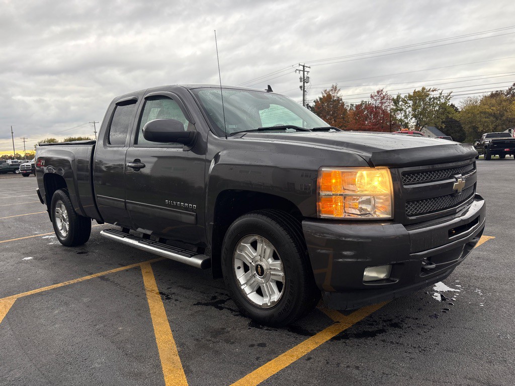 2011 Chevrolet Silverado 1500 Image 4