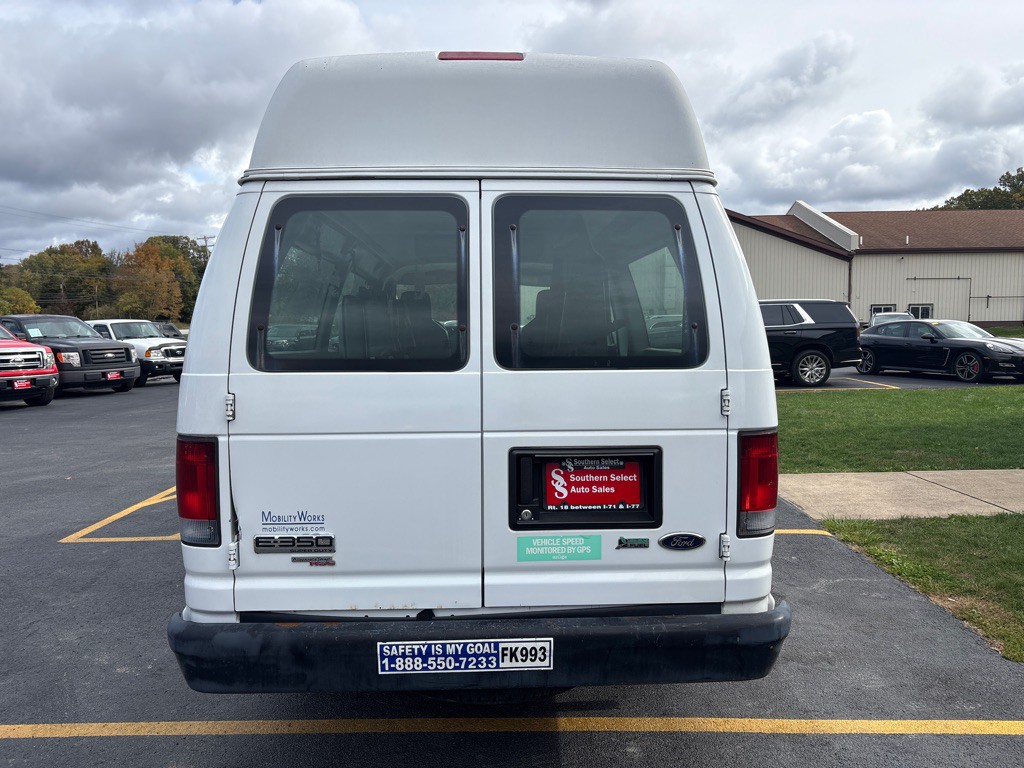 2013 Ford Econoline Image 7