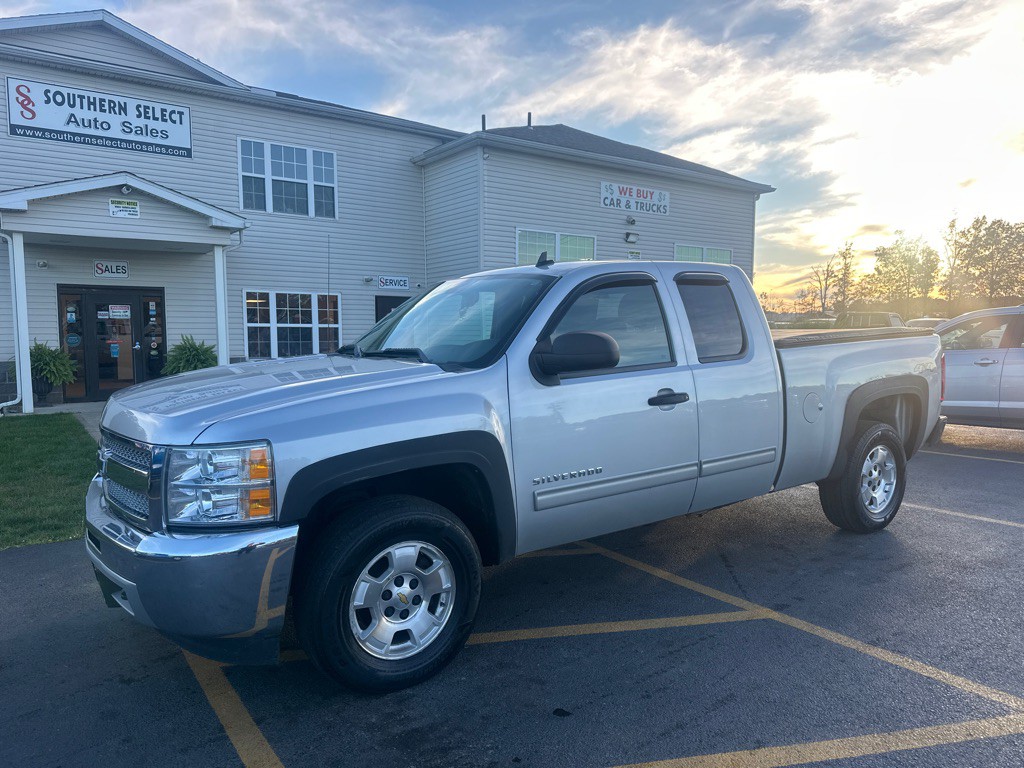 2013 Chevrolet Silverado 1500 Image 2
