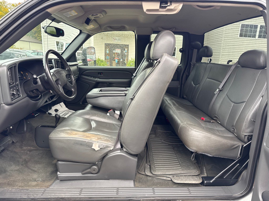 2006 GMC Sierra Image 11