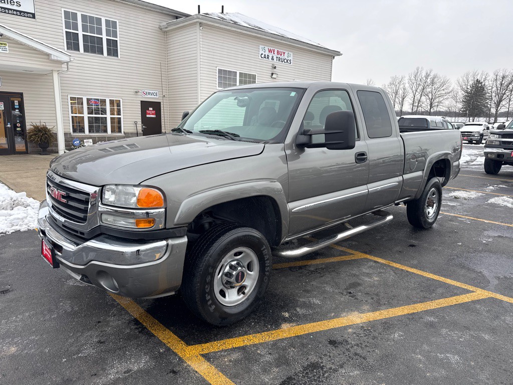 2006 GMC Sierra Image 2